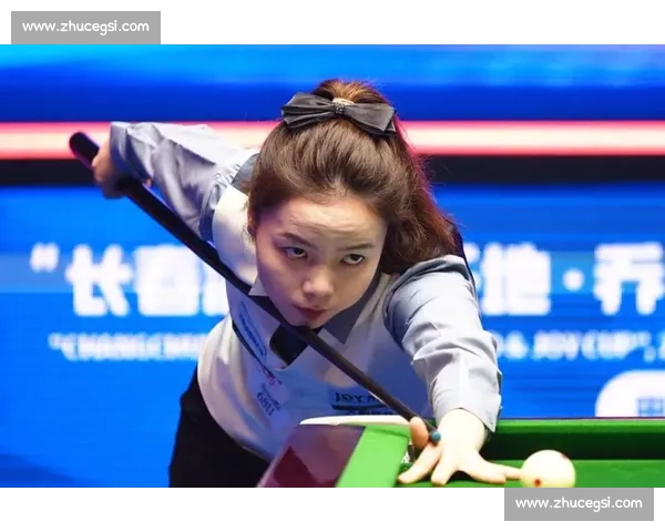 女子垒球赛激战正酣 各队实力悬殊精彩对决引爆全场热情